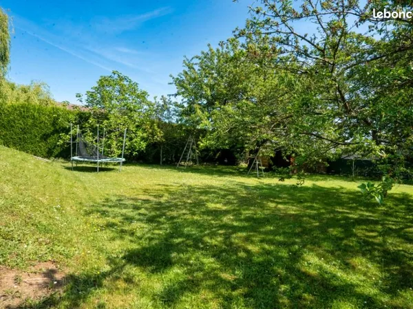 Terrain 390 m² Verrieres Le Buisson 