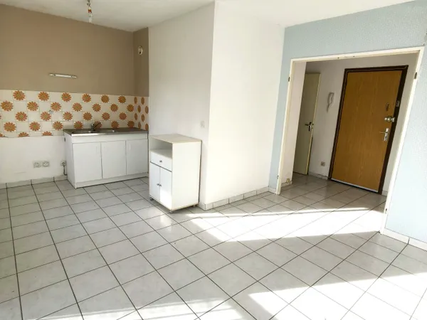 Appartement 3 pièces, garage individuel et cave à Rodez 