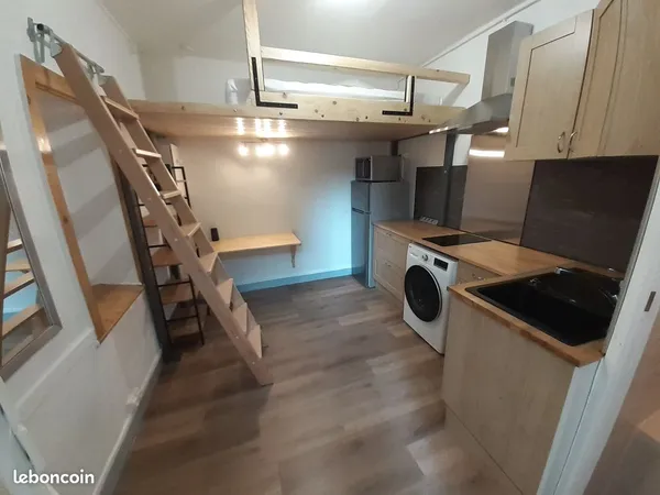 Petit studio Lyon 8ème 