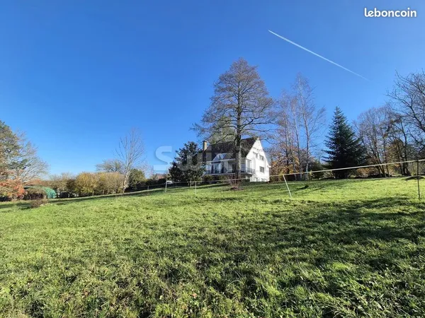 Propriété 10 pièces 346 m² 