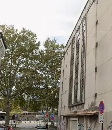 Parking - Garage Location Grenoble   85€