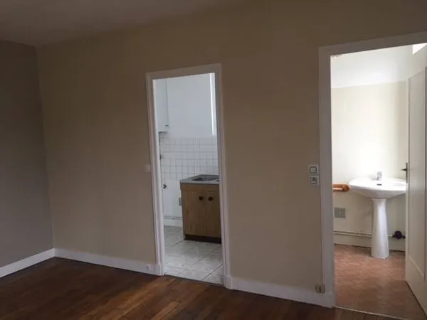 Appartement 1 pièce 28 m² 