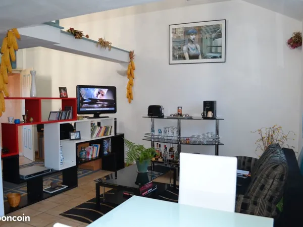 🏙️ T2 de 42 m² + mezzanine - Hyper centre de Tarbes 