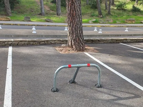 Place de parking extérieur 