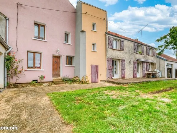 Maison 10 pièces 261 m² 