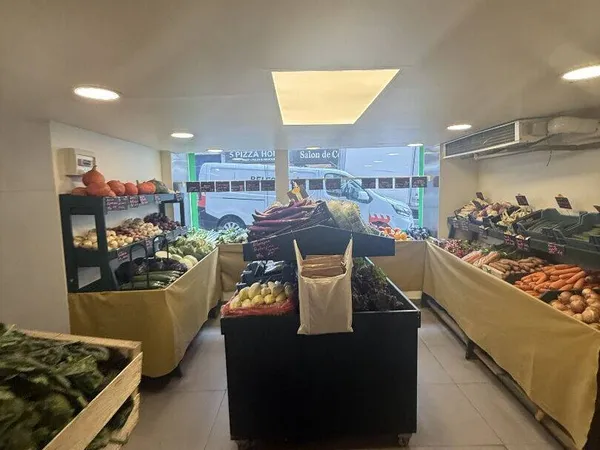 Fonds de commerce 2 pièces 90 m² 