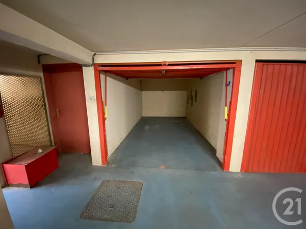 Parking 14 m² 