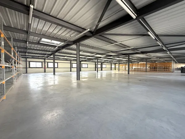 LOCAL / ENTREPOT 1164m2 
