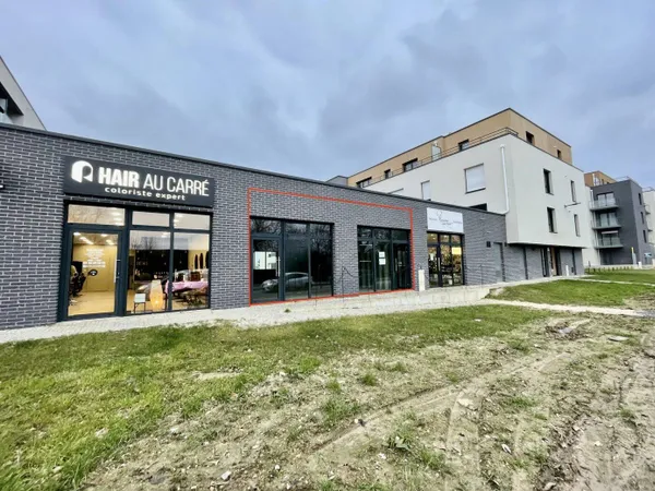 Local commercial 125 m² 