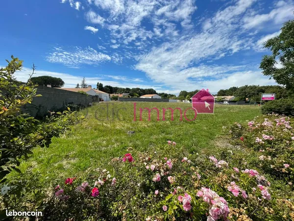 Terrain 1758 m² Soullans 