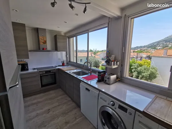 Loue appartement T4 à Toulon 
