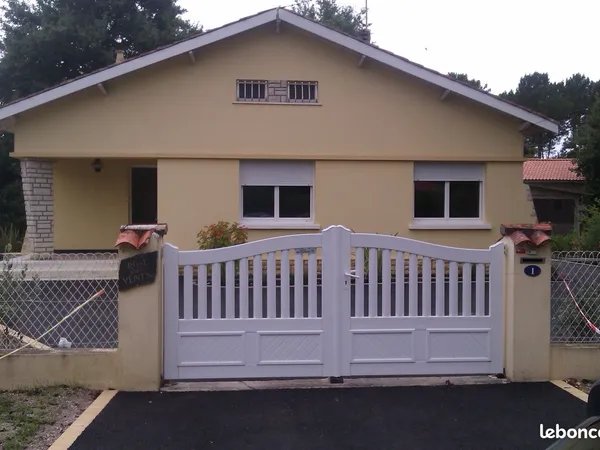 MAISON T4 à l'année 