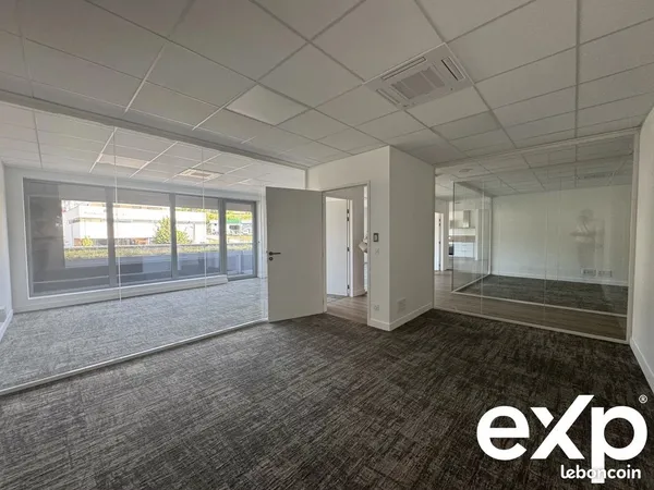 Bureaux 215 m² Argonay 