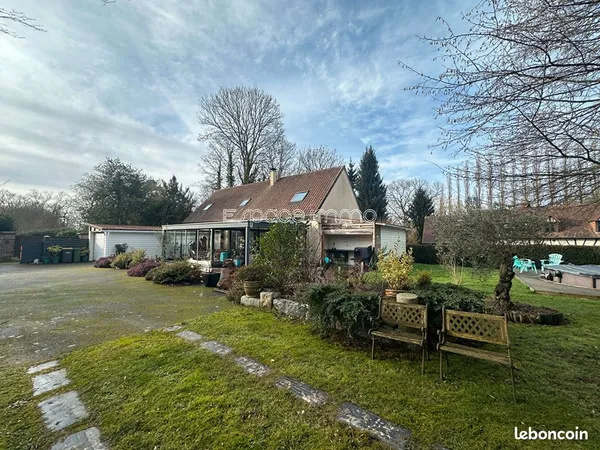 Maison 10 pièces 294 m² 