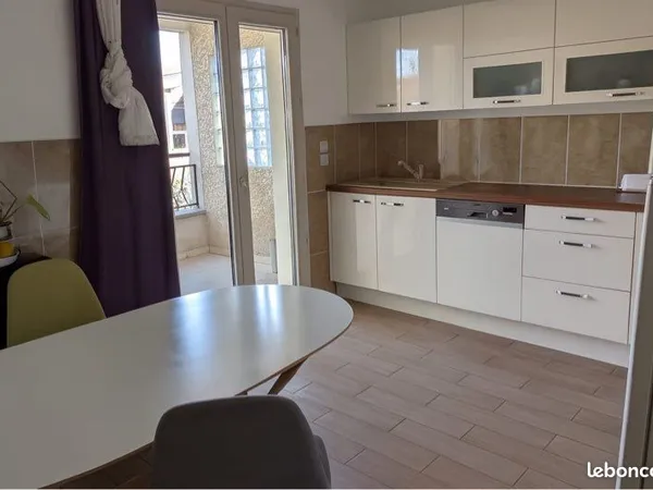 Location T3 LA TOUR DU PIN 