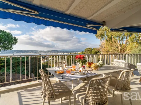 Superbe appartement avec vue mer 