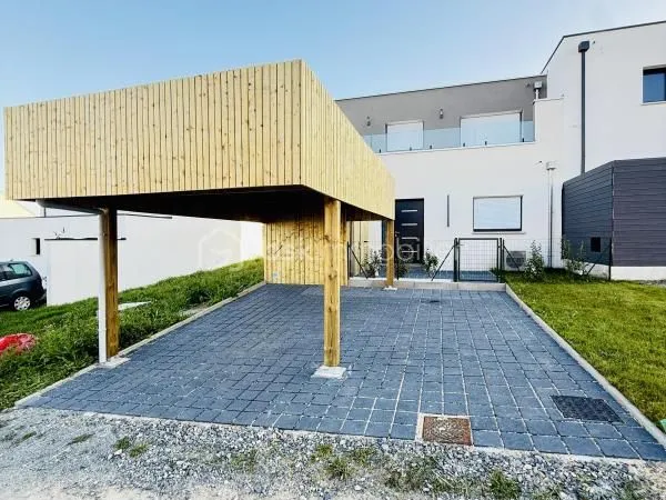 Maison 6 pièces 126 m² 
