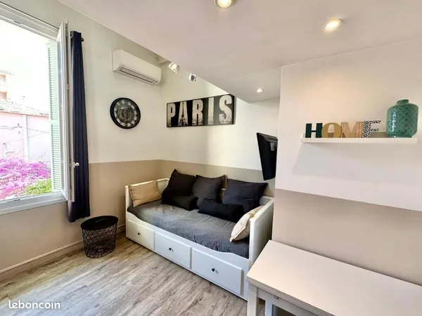 URGENT visites rapides Appartement étudiant meublé et équipé proches facs et mer 