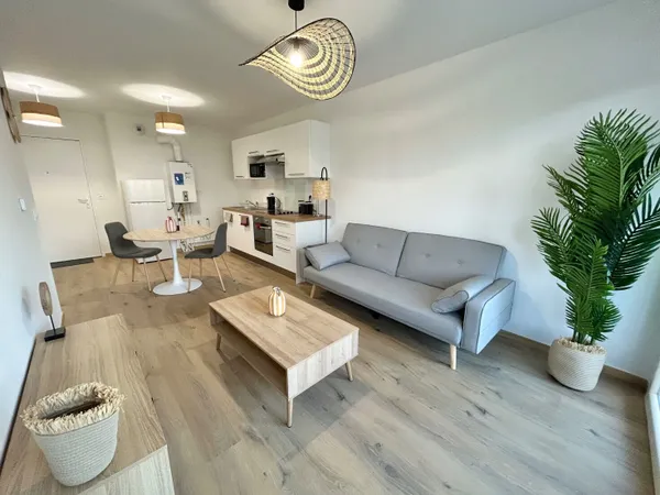 Appartement T2 neuf meublé avec balcon et parking 