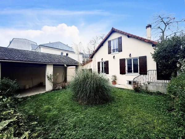 Maison 8 pièces 224 m² 