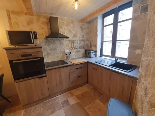 Appartement MEUBLE rénové 1 chambre à SAINT-OMER 