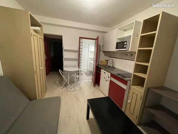 Studio meublé 15 m2 proche gare d'Amboise 