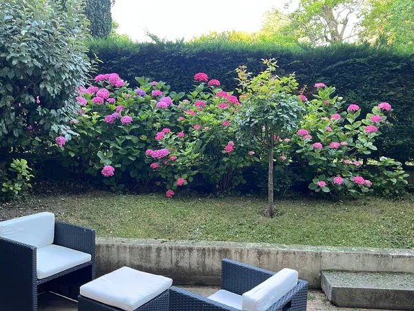 LOCATION VALLON ECULLY RDC JARDIN 37m² 