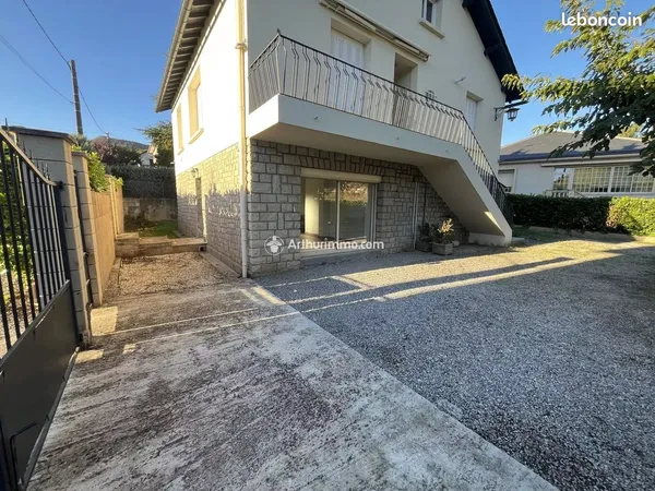 Appartement 3 pièces 77 m² 
