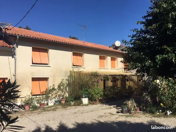 Ferme 8 pièces 180 m² 