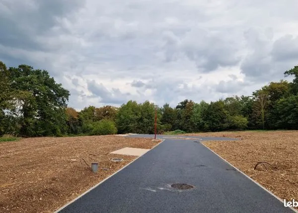 Terrain 573 m² 