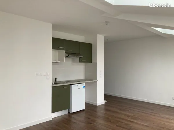 Studio 31,5 m² - Résidence 2024 - Parking sous-sol - DPE B - Gare de Bruges - 179 000 