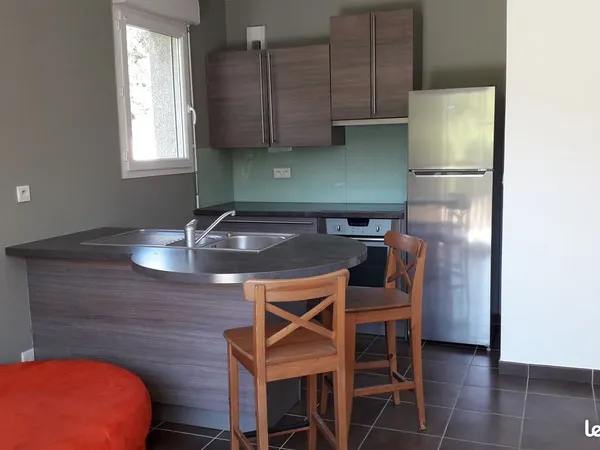 Location t2 meuble 