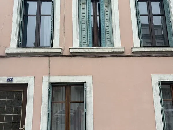 Propriété 10 pièces 210 m² 