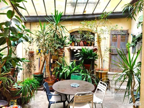 Maison 6 pièces 235 m² 