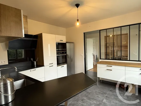 Maison 7 pièces 207 m² 