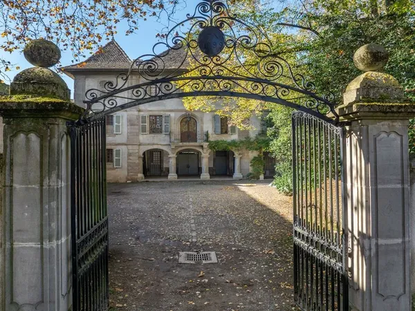 Maison Vente Douvaine   3885000€