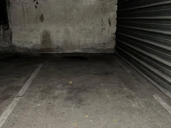 Parking 12 m² 