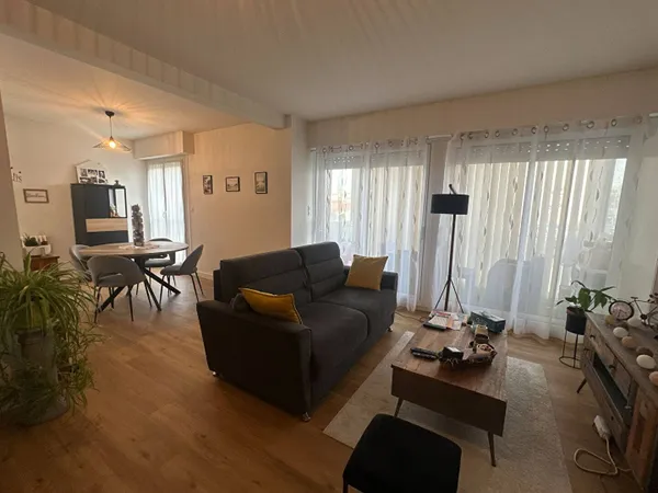 Appartement 2 pièces 67 m² 