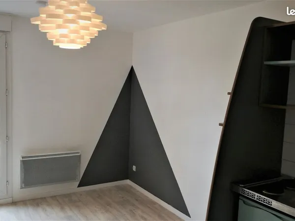 Studio Rouen / Mont-Saint-Aignan - Parking / Résidence sécurisée / eau incluse 