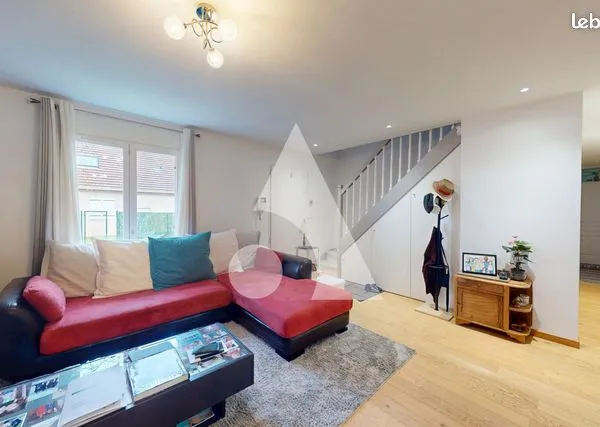 Maison 8 pièces 156 m² 