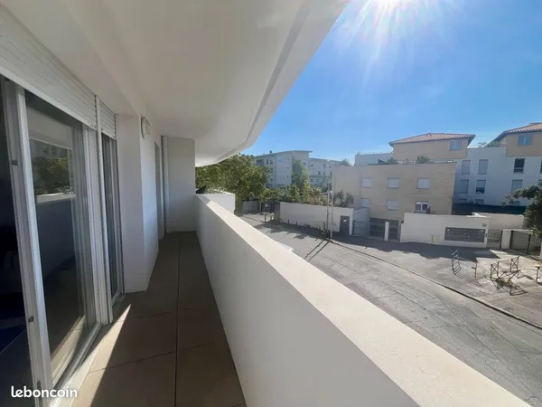 Appartement 4 pièces 77 m² 