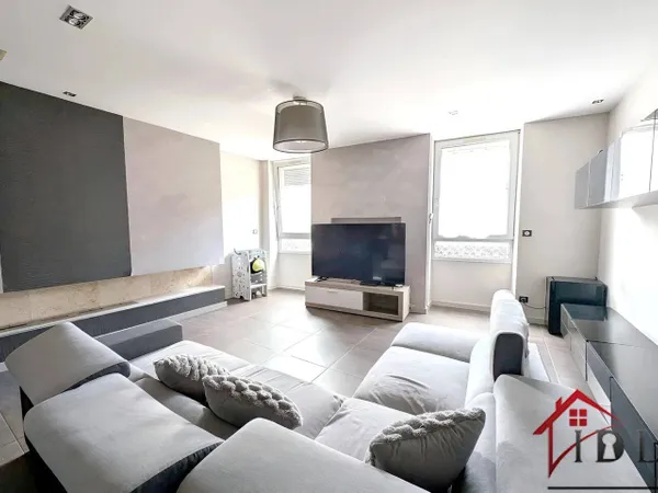 Appartement 6 pièces 146 m² 