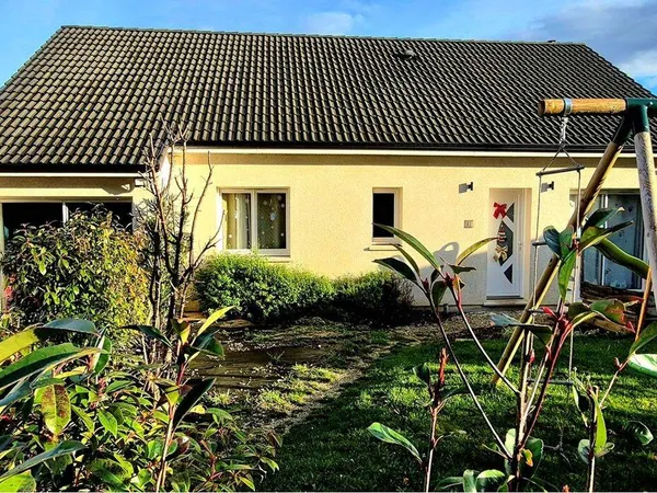 Maison de plain-pied 5 pièces 101 m² 