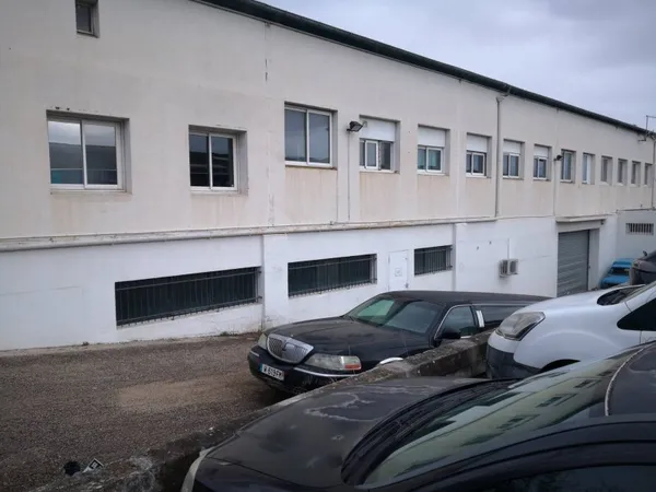 Local pour stockage 1100 m2