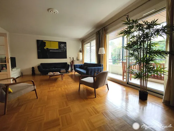 Appartement 7 pièces 161 m² 