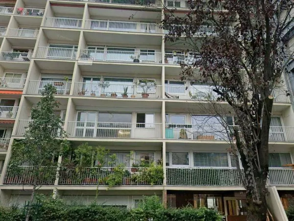 Studio 1 pièce 27 m² 