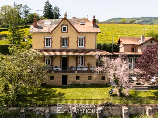 Maison bourgeoise avec vue imprenable sur l'Abbaye de Cluny 