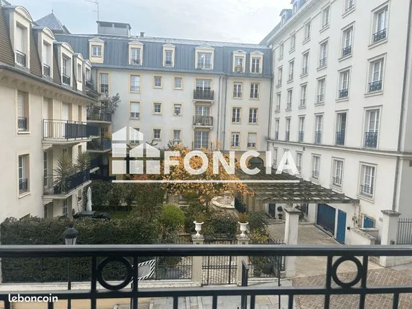 Le plessis robinson 2p 52m2 