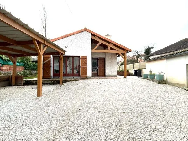 Maison type T3 meublée de 85 m² - Centre de Benassay 