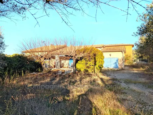 Maison de plain-pied 3 pièces 120 m² 